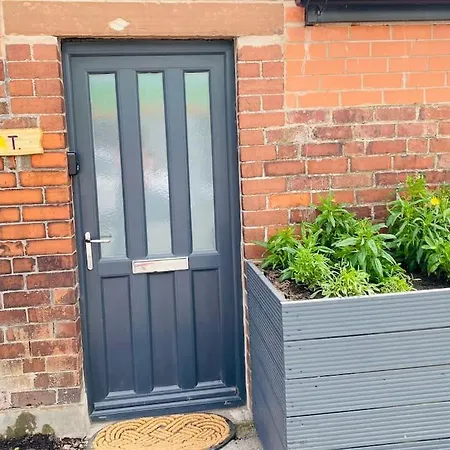 Luxury 2 Bed 4 Mins From M6 J44 Pet Friendly, * Карлайл